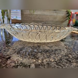 Glass dish